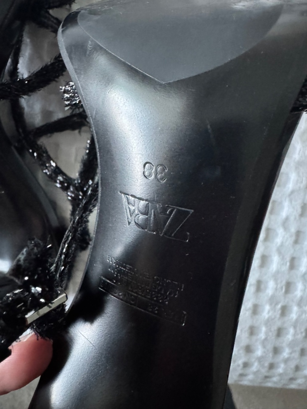 ZARA Textured Fringed Strappy Heeled Sandals - Black / Size 8 (EU 38) NWT - Picture 9 of 13